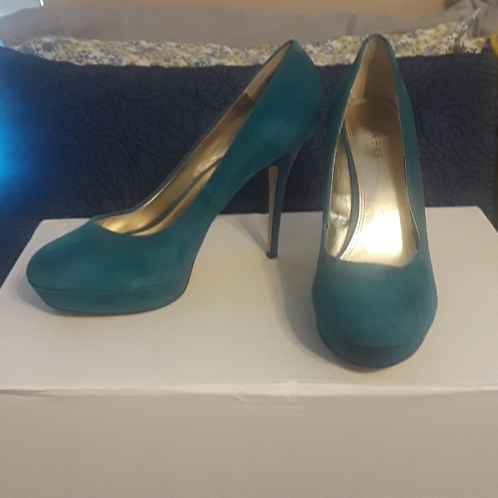 Turquoise heels